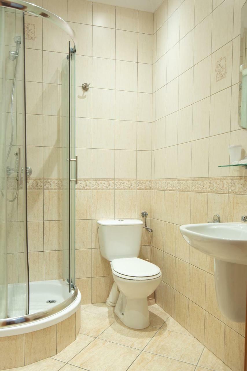 Hotel Texicana Sulechów Екстериор снимка