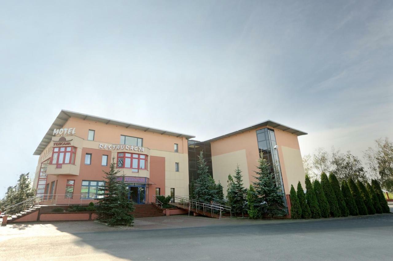 Hotel Texicana Sulechów Екстериор снимка